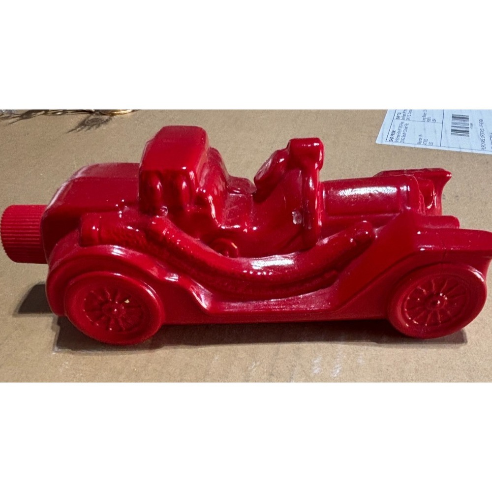 Avon Fire Fighter 1910 aftershave decanter fire truck (empty) Red